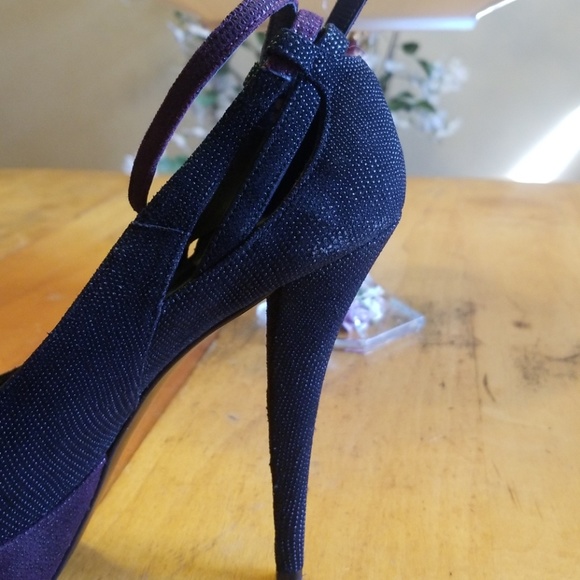 Nikki Reed for SW "The Nikki" Ankle Strap Size 9 - Picture 7 of 8